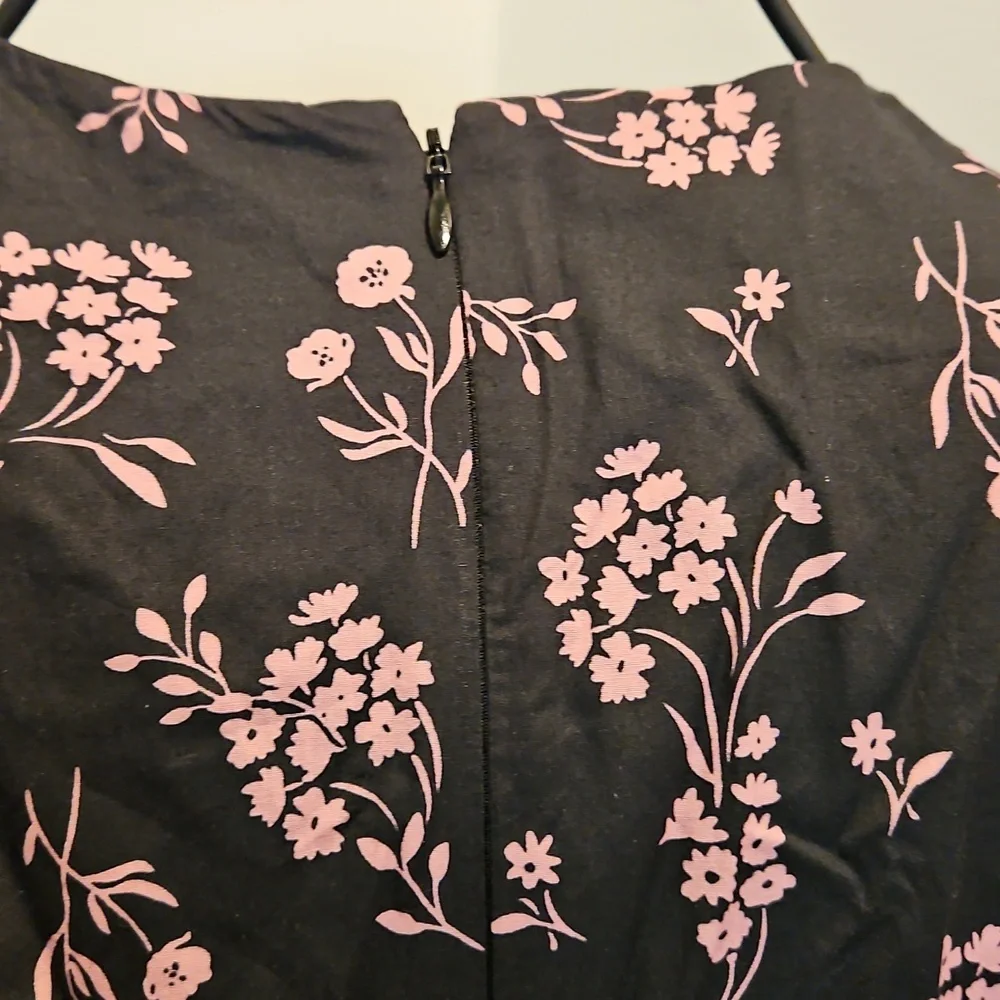 Boden Floral Long Sleeve Dress with Belt - Picture 6 of 8